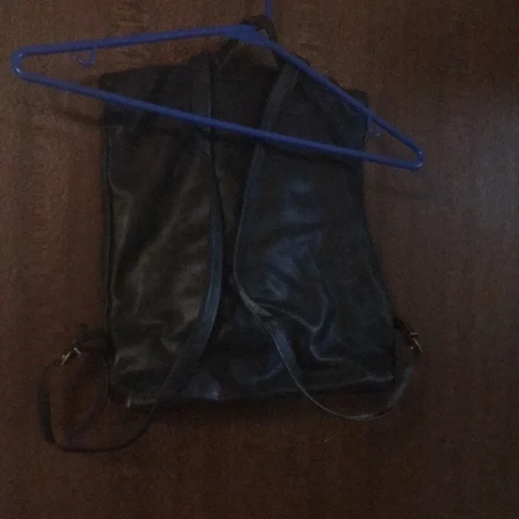Black leather Backpack - Picture 5 of 12